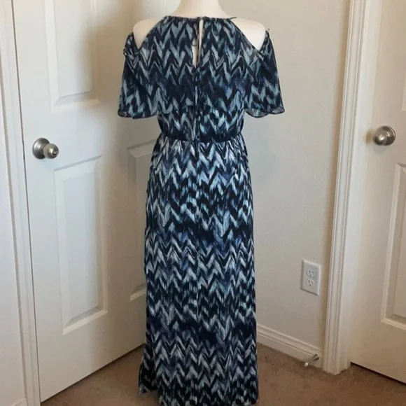 NY Collection Blue and White Cold Shoulder Maxi Dress - Picture 2 of 6